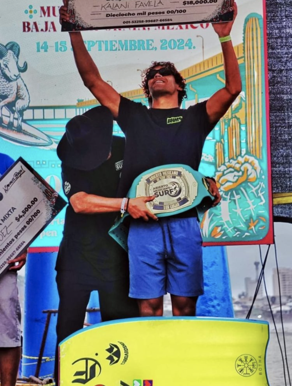 El vallartense Kalani Favela se corona campeón en el abierto mexicano de surf